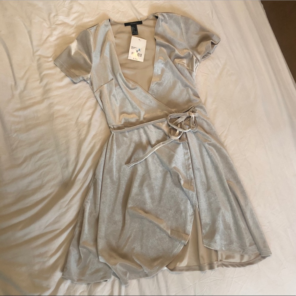 wrap dress